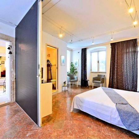 Romantic Rooms Gena Trogir Bagian luar foto