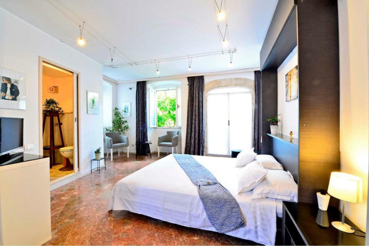 Romantic Rooms Gena Trogir Bagian luar foto